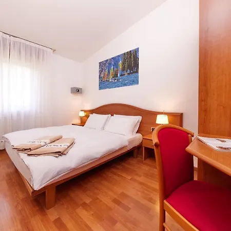 Rosa Hotel Malcesine