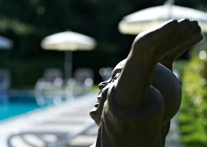 Ξενοδοχείο Rosa 3*