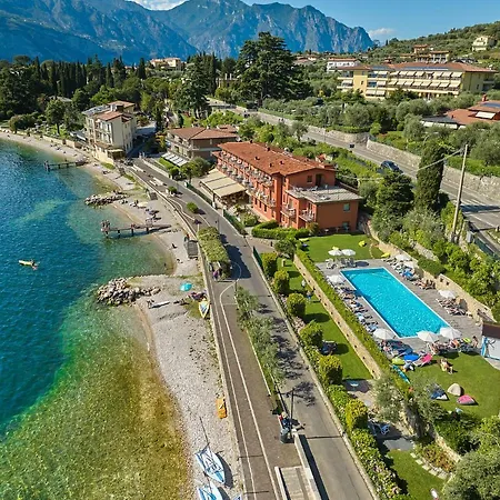 Hotel Rosa 3*